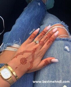 06f810cee46f92328733f8e9c1078f7d 600x600 - mehndi