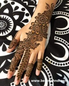 42a173a811070624c60f304d3cd2b604 600x600 - mehndi