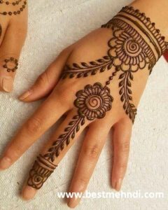 44530c714ccf6c70f13c9016061c5dc5 600x600 - mehndi