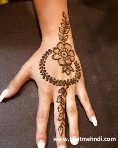 4679b070623c664d228b788acae0485d 600x600 - mehndi