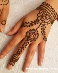 47e19a40afd77064ccf02fb8a558bb95 600x600 - mehndi