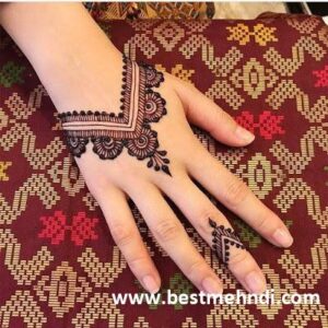 5fa39b8b66dc9ed12d6b8f793e19839a 600x600 - mehndi