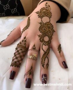 7f38d3f0adfde1770956ec97d822c540 600x600 - mehndi