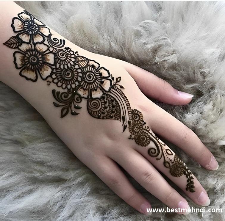 mehndi simple design back hand