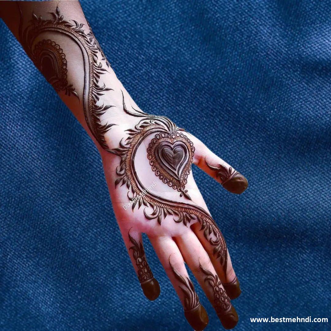 Gulf Flower Mehndi Design