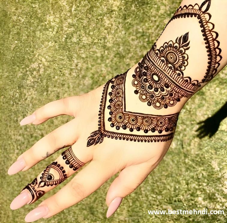 left back hand mehndi design