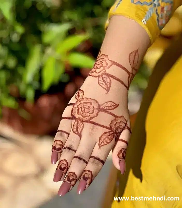 back finger mehndi design