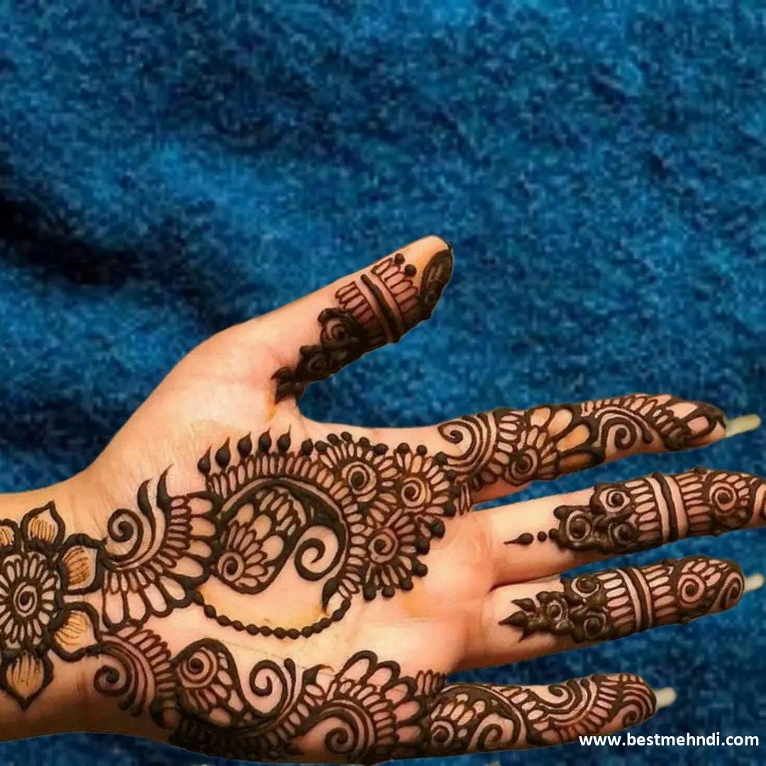 Stylish Mehndi Design Front Hand