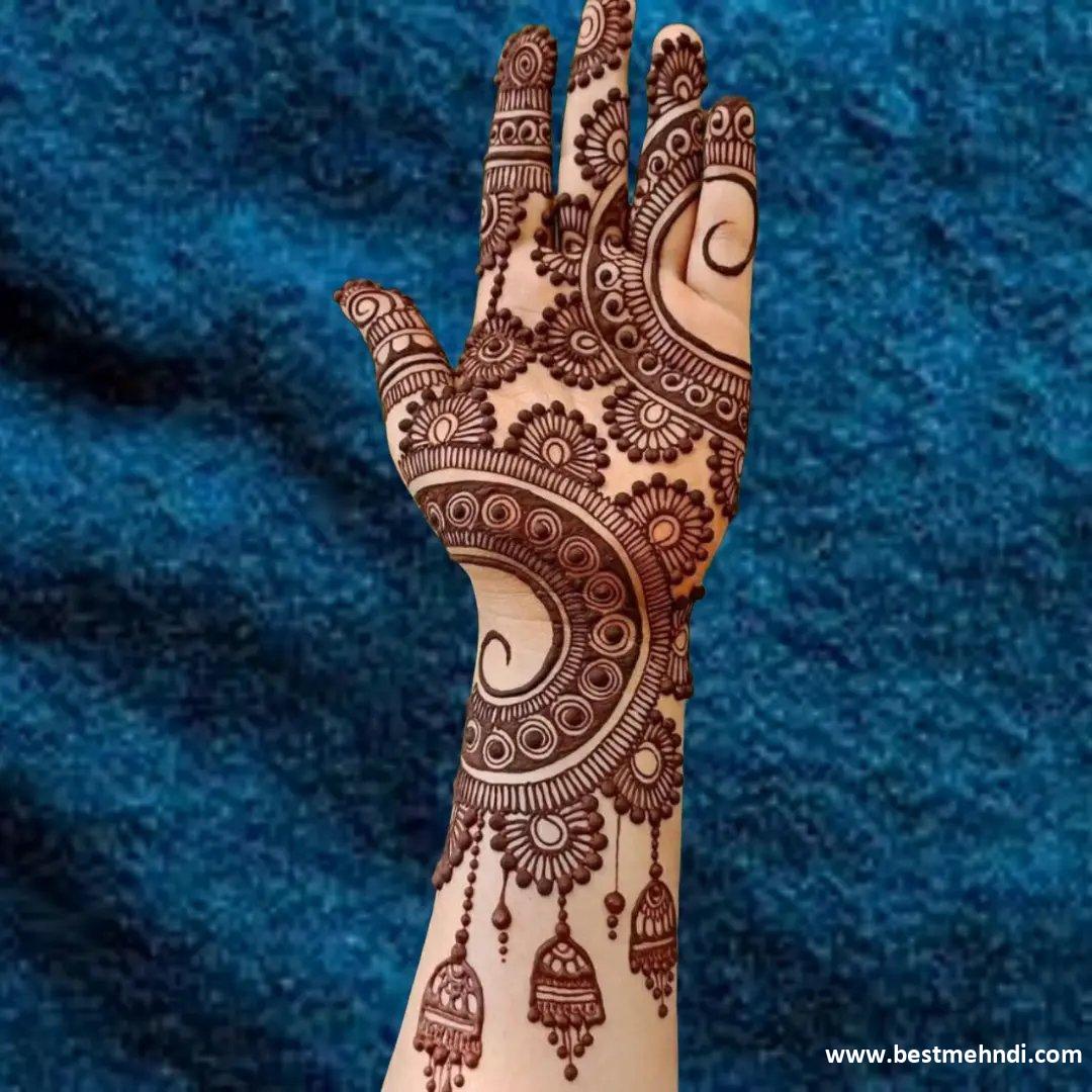 Beautiful Front Hand Mehndi Designs