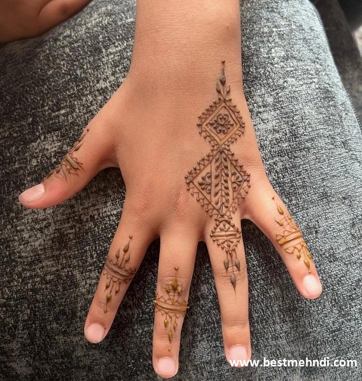 back hand bridal mehndi designs