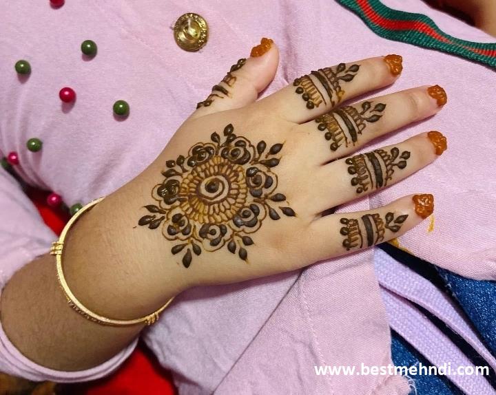 mehndi design 2024 back hand simple