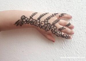 Kids-Mehndi-Design-35