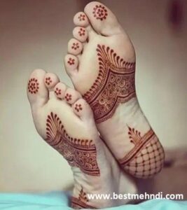 Mehendi-Designs-For-lower-Foot