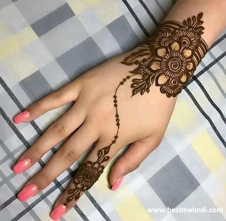 back hand mehndi