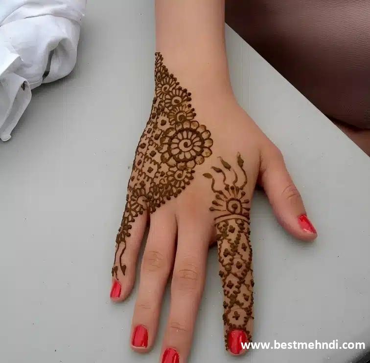 mehndi design back hand simple