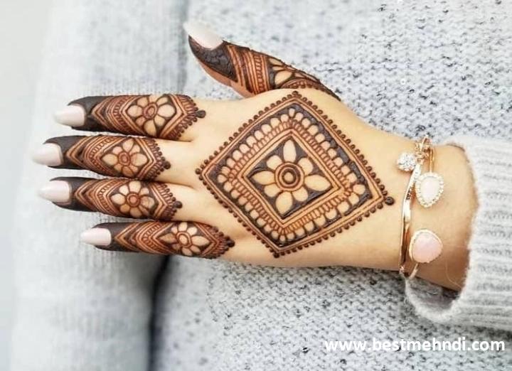 new mehndi design 2024 back hand