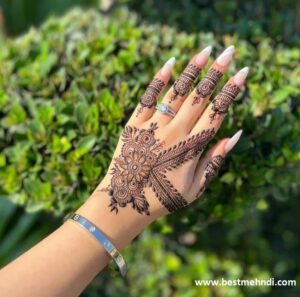 Pakistani-Mehndi-Design-Back-Hand-20