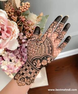 Pakistani-Mehndi-Design-Front-Hand-10