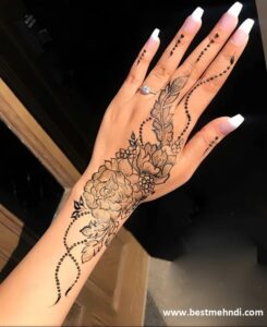 Pakistani-Mehndi-Design-Front-Hand-3