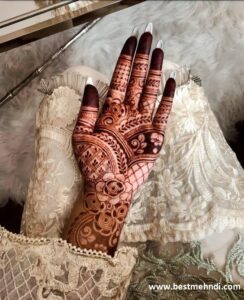 Pakistani-Mehndi-Design-Front-Hand-7