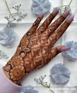 Pakistani-Mehndi-Design-Simple-11