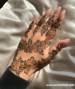 Pakistani-Mehndi-Design-Simple-17