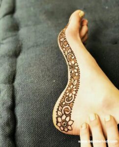 Side-feet-mehndi-design-5