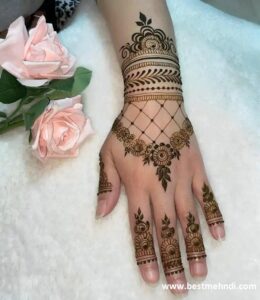 Simple-Eid-Mehndi-Design-20