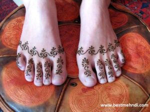 Simple-foot-mehndi-design-3