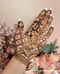 Stylish-Pakistani-Mehndi-Design-14