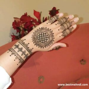 Stylish-Pakistani-Mehndi-Design-20