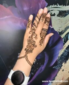 Stylish-Pakistani-Mehndi-Design-5