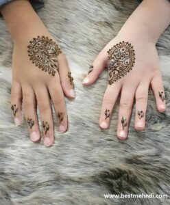 Stylish-Pakistani-Mehndi-Design-9