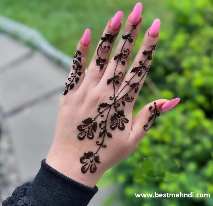 best mehndi design back hand