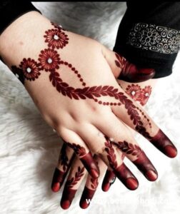 aea0a04721c89f53a79bb644ca4c4647 600x600 - mehndi