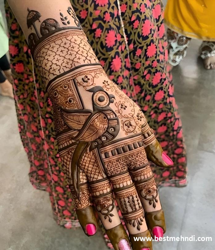 instagram khafif mehndi design back hand