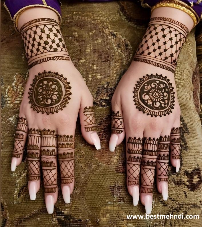 back hand simple mehndi