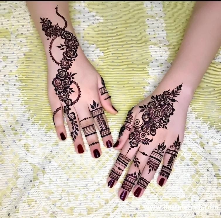 back hand modern instagram trendy mehndi design