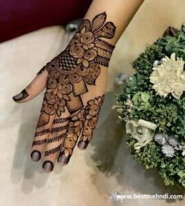 arabic-rose-mehndi-design