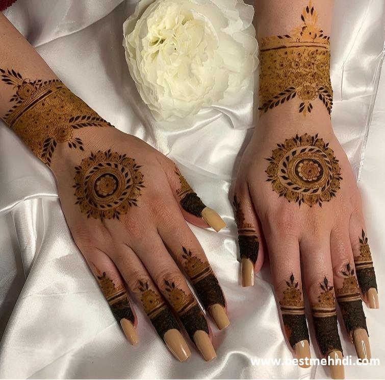 back hand mehndi design latest