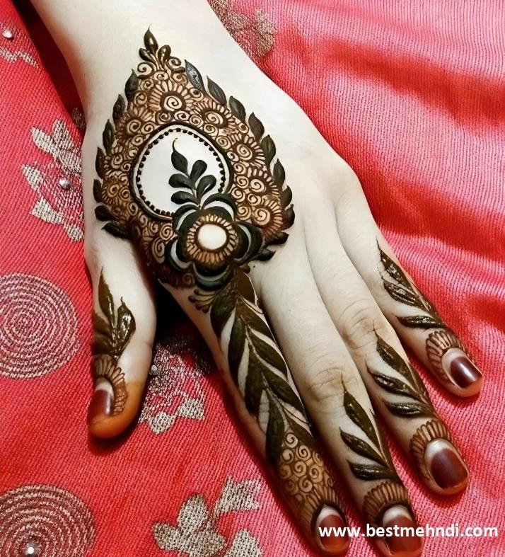 simple dulhan mehndi design back hand