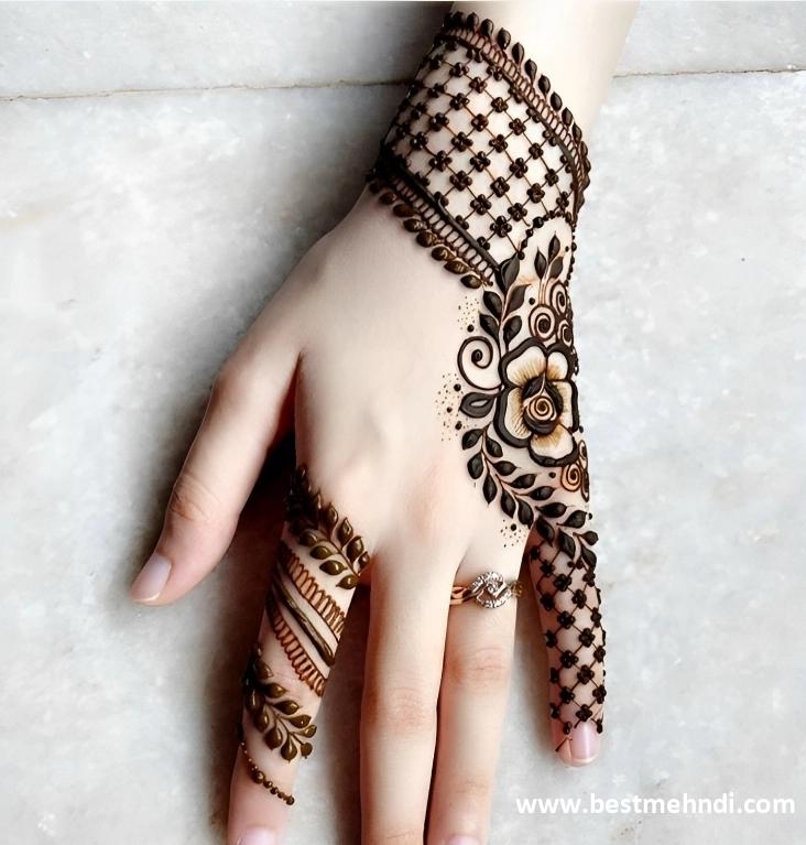 one side mehndi design for back hand