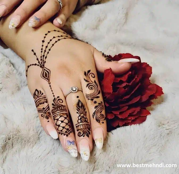 instagram stylish back hand mehndi designs