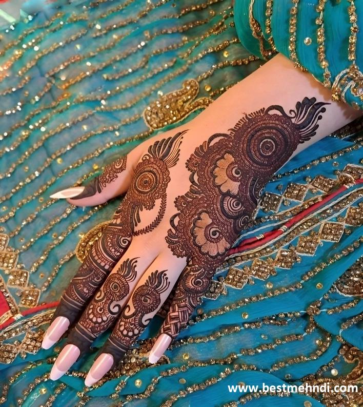 easy mehndi designs back hand