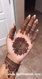 c56acd32a51731476c3e154ca0c6e9df 600x600 - mehndi