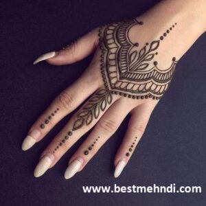 c82fe927ccdc3e1e7acd8ac481cdbb7f 600x600 - mehndi