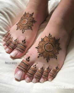 e7e0d4554e38dc34fc25b541d7f64f1f 3ac68b3f 8b8e 4933 b087 75f933e98d61 600x600 - mehndi