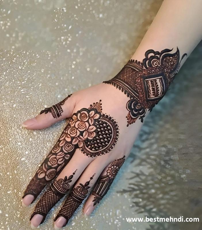 henna back hand mehndi design