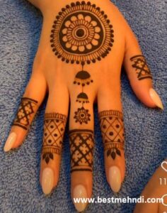 f0a9c3d6fe0135724b64ed289b1ce9a8 600x600 - mehndi