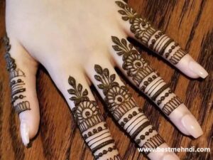 finger mehndi design 11